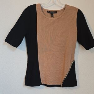 White House Black Market Black and Tan Short Sleeve Career Top Sz S